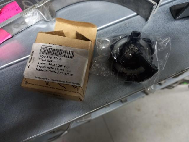 Датчик подушки безопасности 3Q0959354A VAG
