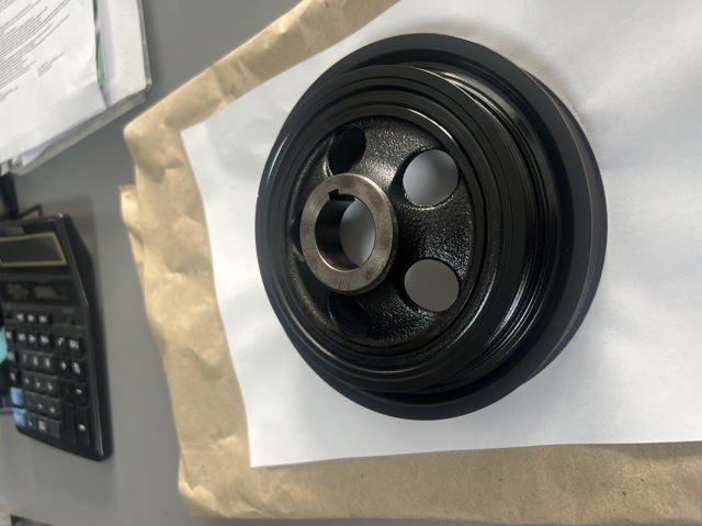 Шкив коленвала (демпфер) 1104A044 MITSUBISHI