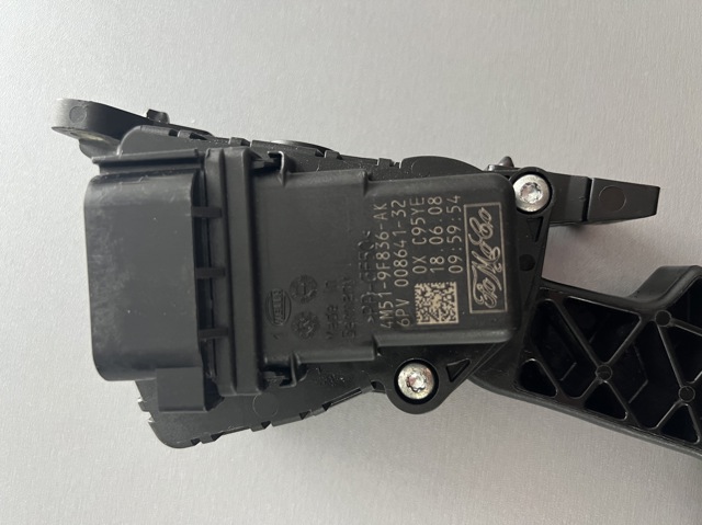 Педали газа 4M519F836AK FORD
