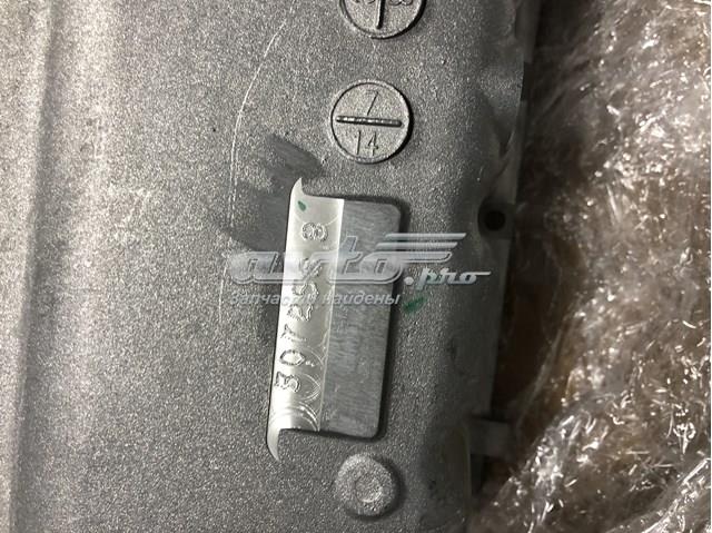 VOLVO 30725818 Поддон масляный картера двигателя в наличии Ровно