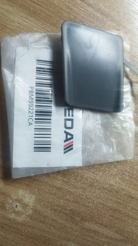 Заглушка бампера буксировочного крюка, задняя PBM99221CA SIGNEDA
