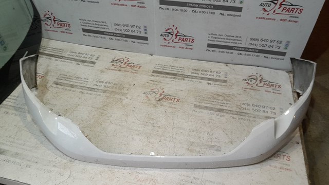 Передний бампер 1632656080 PEUGEOT
