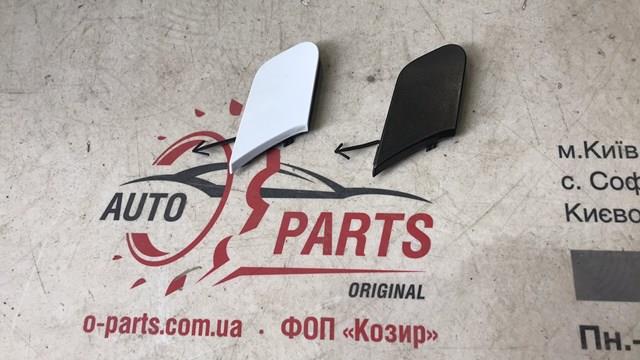 Заглушка буксировочного крюка в передний бампер 2082905 FORD