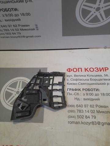 Кронштейн крепления бампера переднего правый 31353404 VOLVO