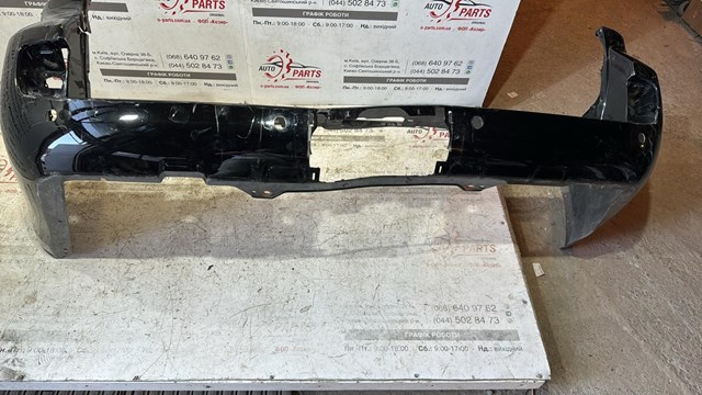 Бампер задний 5215960977 TOYOTA
