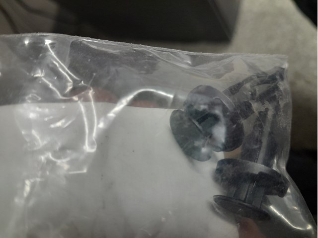 Крепеж переднего бампера 5216102030 TOYOTA