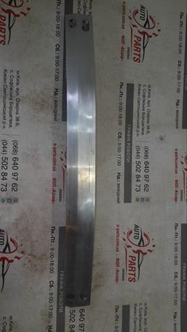 Усилитель бампера заднего 5217148220 TOYOTA