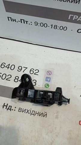 TOYOTA 5256333060 Кронштейн бампера заднего левый в наличии Ирпень