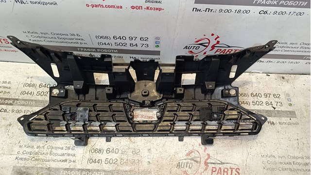 TOYOTA 531010DF21 Решетка радиатора в наличии Ирпень