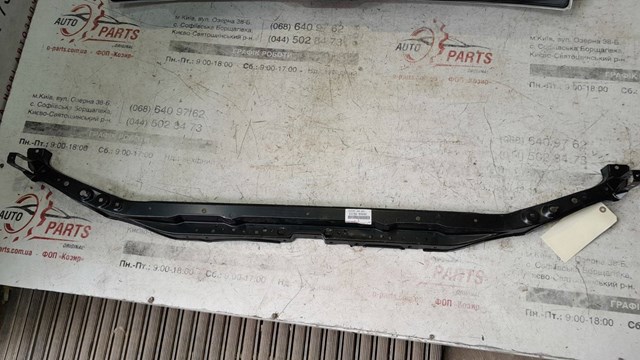 Суппорт радиатора верхний / монтажная панель крепления фар 5320560090 TOYOTA