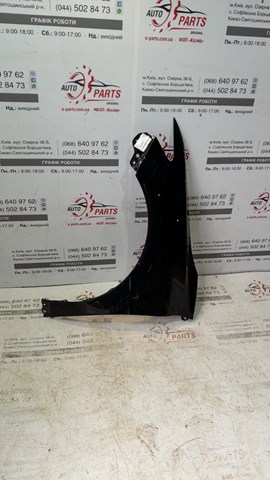 Переднее левое крыло 5380233200 TOYOTA