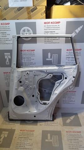 6700342190 TOYOTA Дверь задняя правая купить в Ужгород