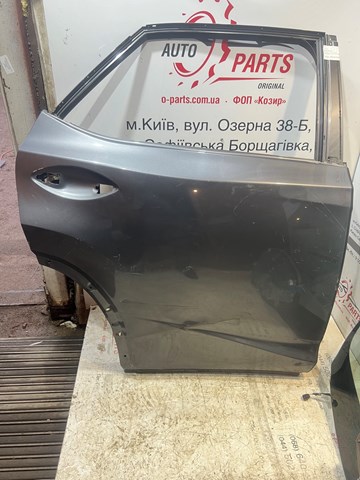 Задняя правая дверь 6700348180 TOYOTA