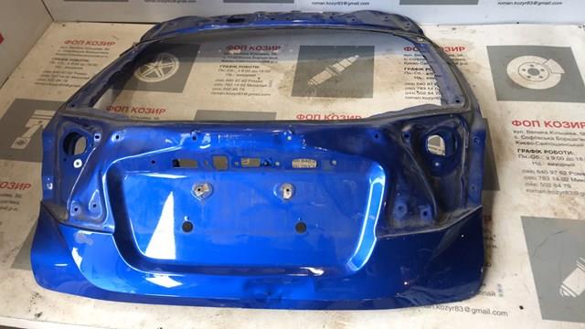 Дверь задняя багажная 67005F4020 TOYOTA