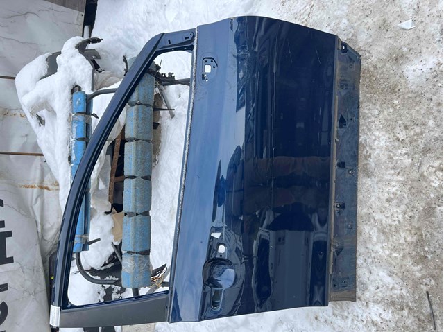 Пассажирская передняя дверь 6800161M01000 SUZUKI