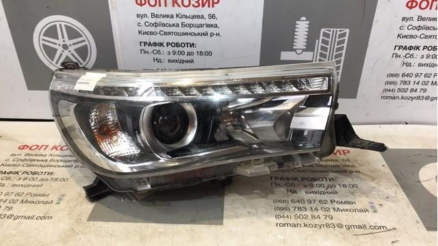 Фара комбинированная, передняя 811100K732 TOYOTA