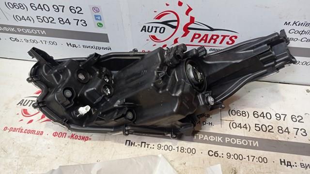 81130K0060 TOYOTA Правая фара купить в Тернополь