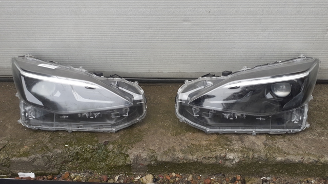Фара левая передняя 811700DP30 TOYOTA