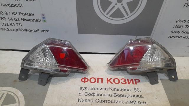 Противотуманнка задняя, левая 8145642060 TOYOTA