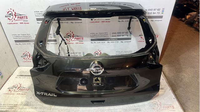 Задняя ляда 9001A6FP6C NISSAN