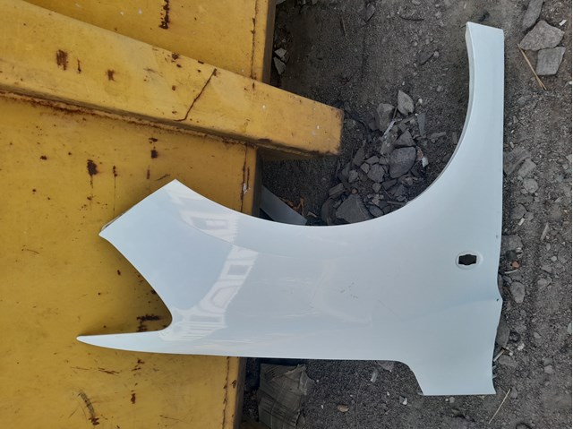 Переднее правое крыло 9674790480 PEUGEOT