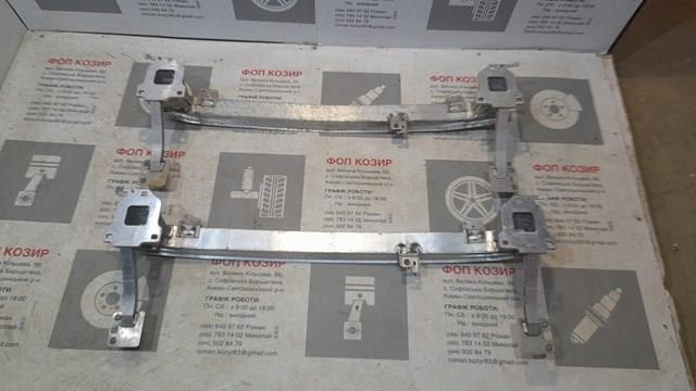 Балка бампера переднего 9801276380 PEUGEOT