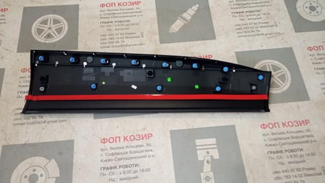 PEUGEOT 98114042VV Молдинг двери передней левой нижний в наличии Черновцы
