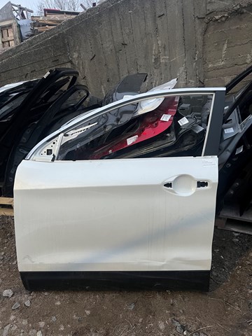 Двери H0101HV0MB NISSAN