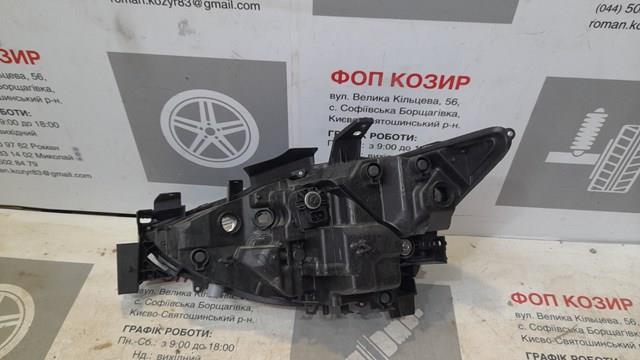MAZDA KB8M51031 Фара правая в наличии Черкассы