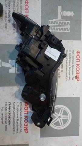 MAZDA KB8M51031D Правая фара в наличии Винница
