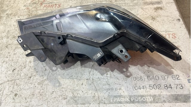 MAZDA KB8M51031F Правая фара в наличии Хмельницкий