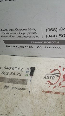 Датчик сигнализации парковки (парктроник), задний KD4767UC12Y MAZDA