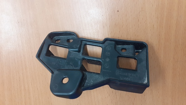 Кронштейн решетки радиатора KSD450162 MAZDA