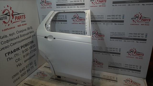 Дверь задняя в сборе LR061284 LAND ROVER