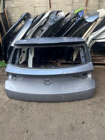 Задняя дверь YP00049780 OPEL