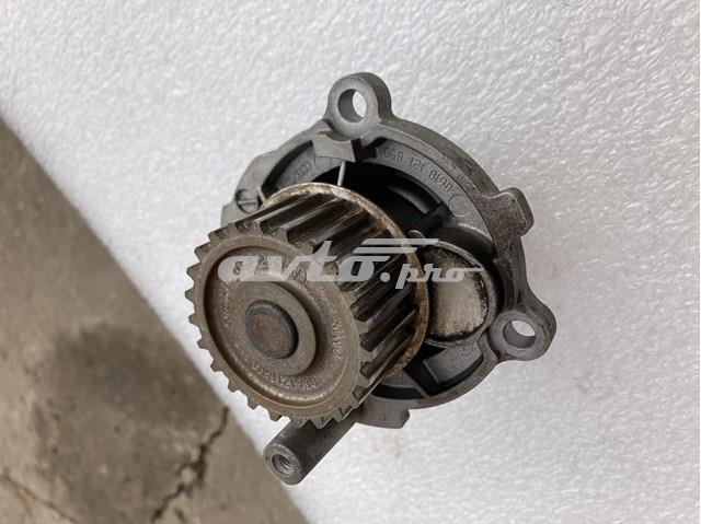VAG 06A121031C Помпа в наличии Чернигов