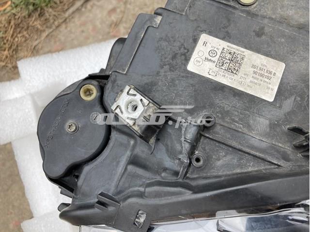 2G1941774 VAG Фара правая купить в Винница