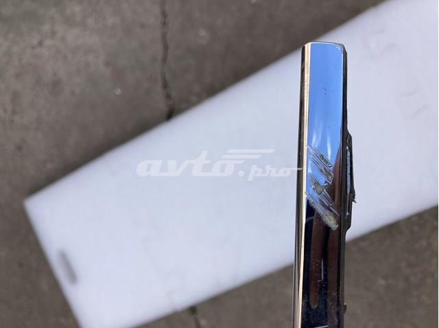 3G08532542ZZ VAG Молдинг бампера переднего правый купить в Кривой Рог