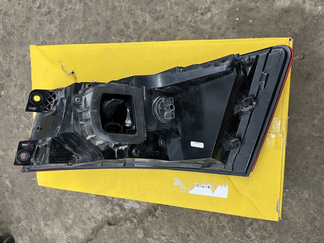 VAG 3V5945207 Фонарь задний левый внешний в наличии Харьков
