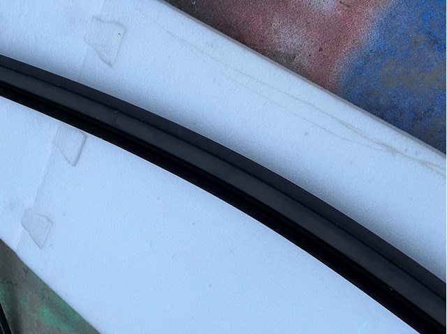 VAG 5N0837432E в наличии Днепр