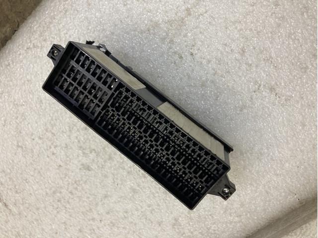 Монжатный блок реле 6R0937615A VAG