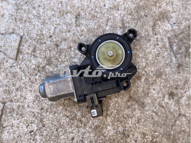 Мотор стеклоподъемника водительской двери 6R0959811T VAG