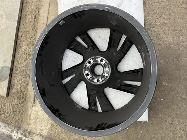 VAG 760601025AAAX1 Диски колесные литые (легкосплавные, титановые) в наличии Житомир