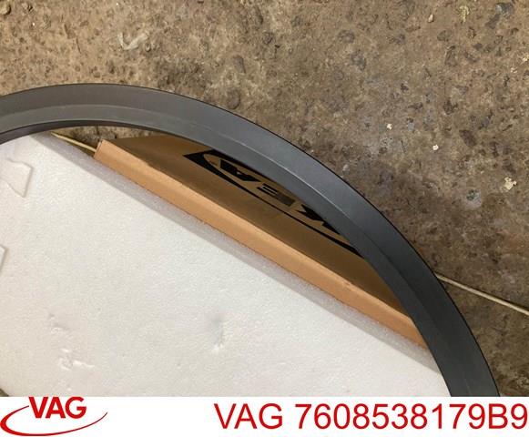 VAG 7608538179B9 Расширитель (накладка) арки заднего крыла левый в наличии Харьков