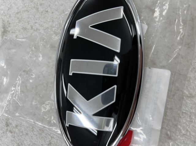 86320B2000 HYUNDAI Эмблема капота купить в Украина