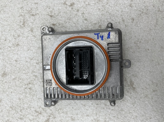 VAG 992941592B в наличии Тернополь