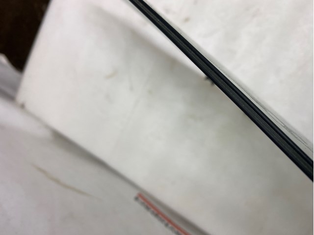 KB7W58510 Стекло двери передней правой купить Тернополь
