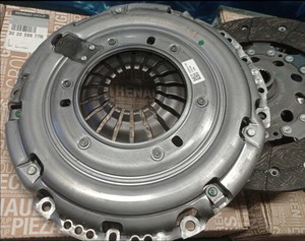 302059977R RENAULT Комплект сцепления купить в Киев