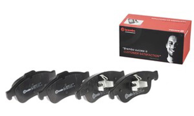 BREMBO P68050 Передние тормозные колодки в наличии Харьков