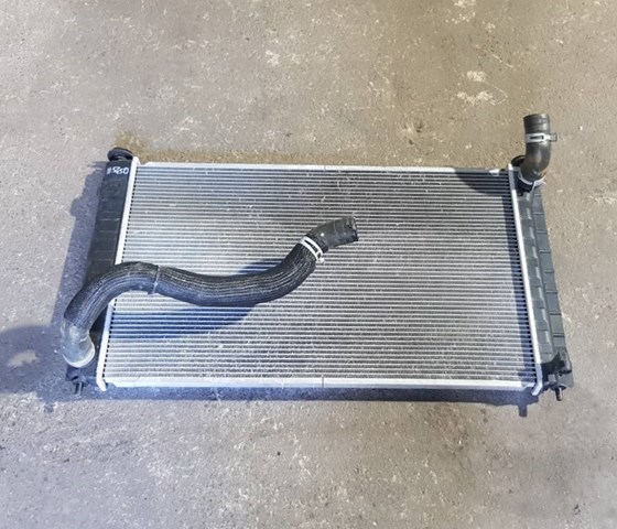 Нижний патрубок радиатора 215033TA0A NISSAN